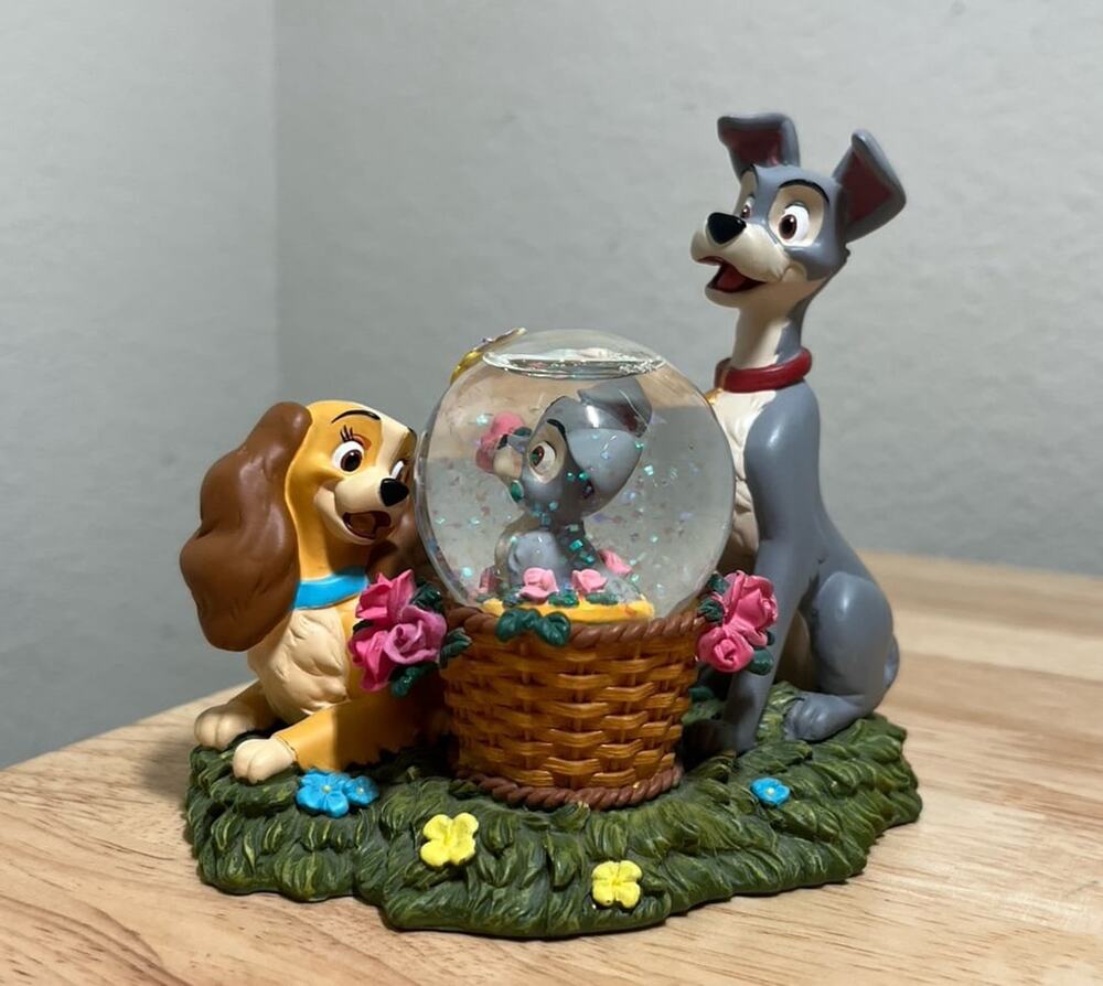 Disney Store Exclusive Lady And The Tramp With Puppy Snow Globe Original 4.5”
